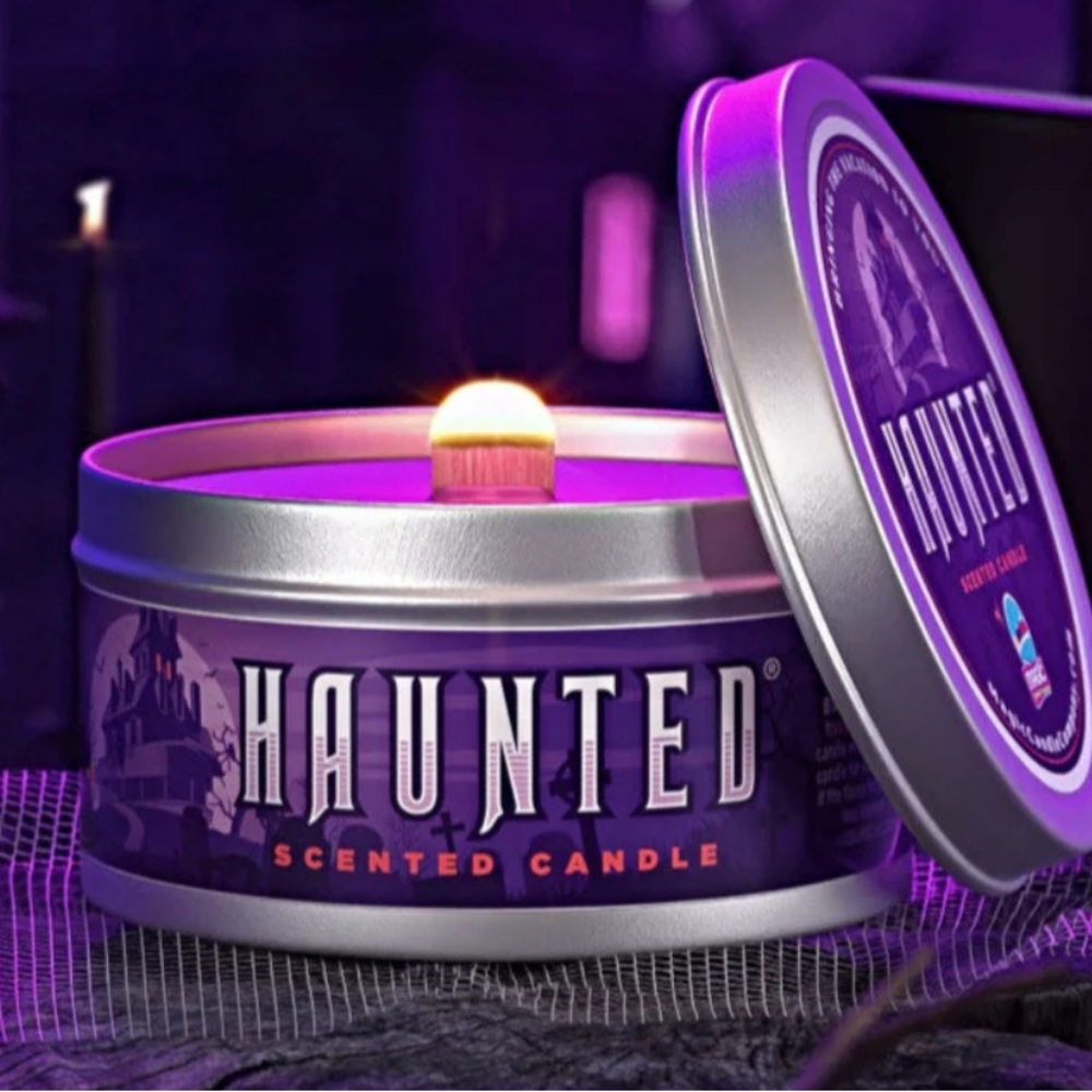 Haunted Mansion Candle. NWOT.